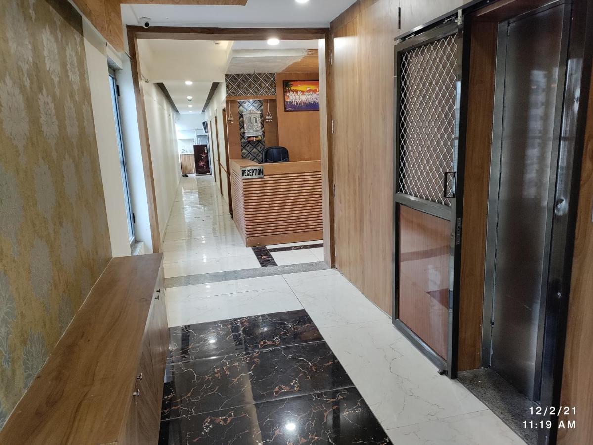 Hotel Asopalav Gandhinagar Exterior photo